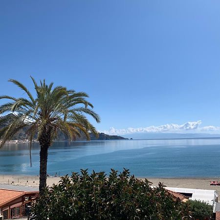 Appartamento Taormina Giardini-Naxos Eksteriør billede