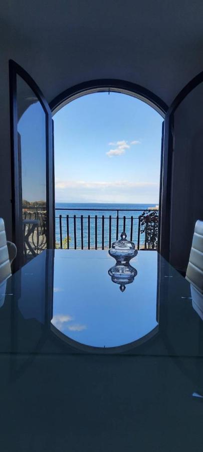 Appartamento Taormina Giardini-Naxos Eksteriør billede