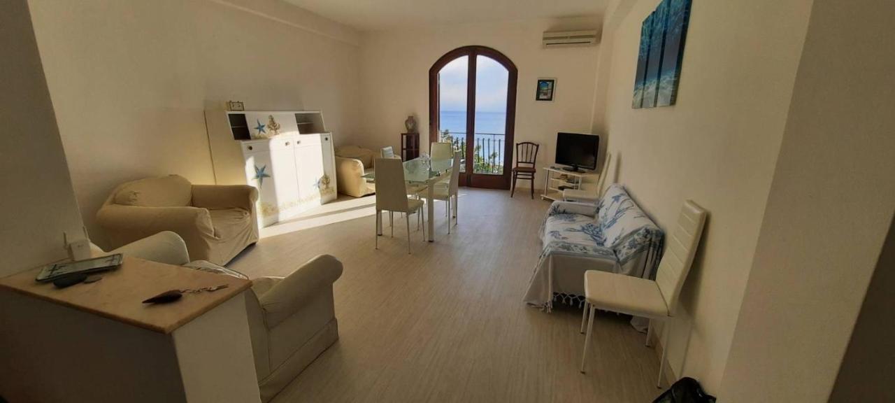 Appartamento Taormina Giardini-Naxos Eksteriør billede
